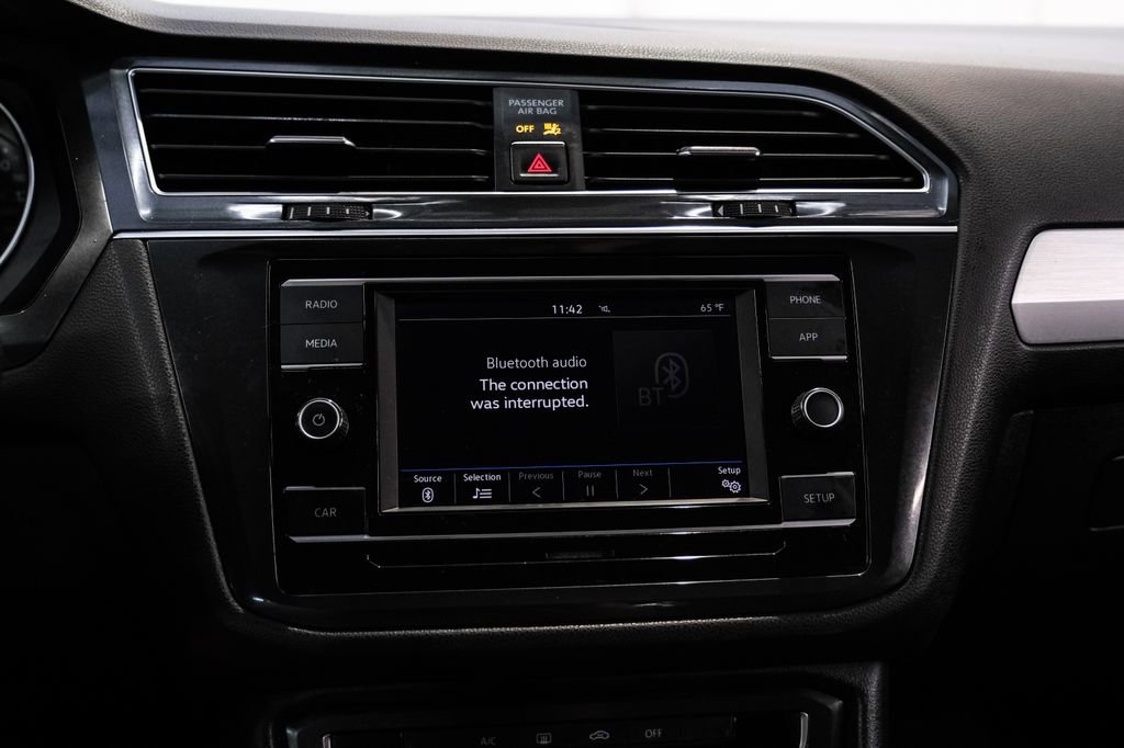 Used 2018 Volkswagen Tiguan S image 26