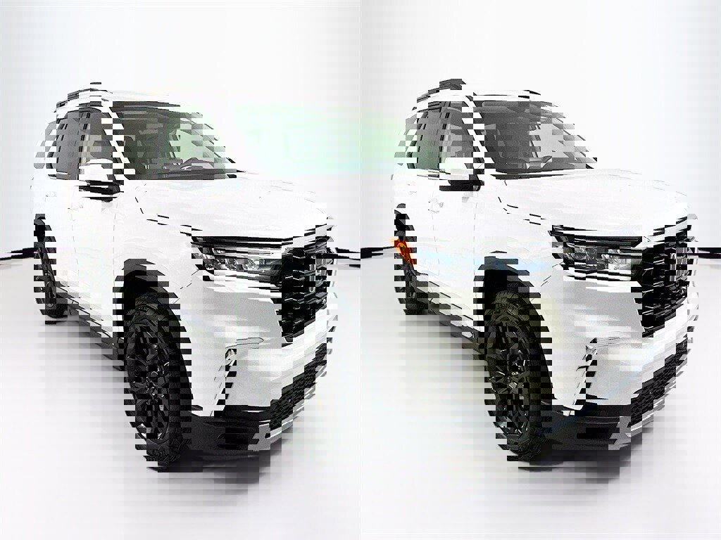 New 2025 Honda Pilot Touring image 6