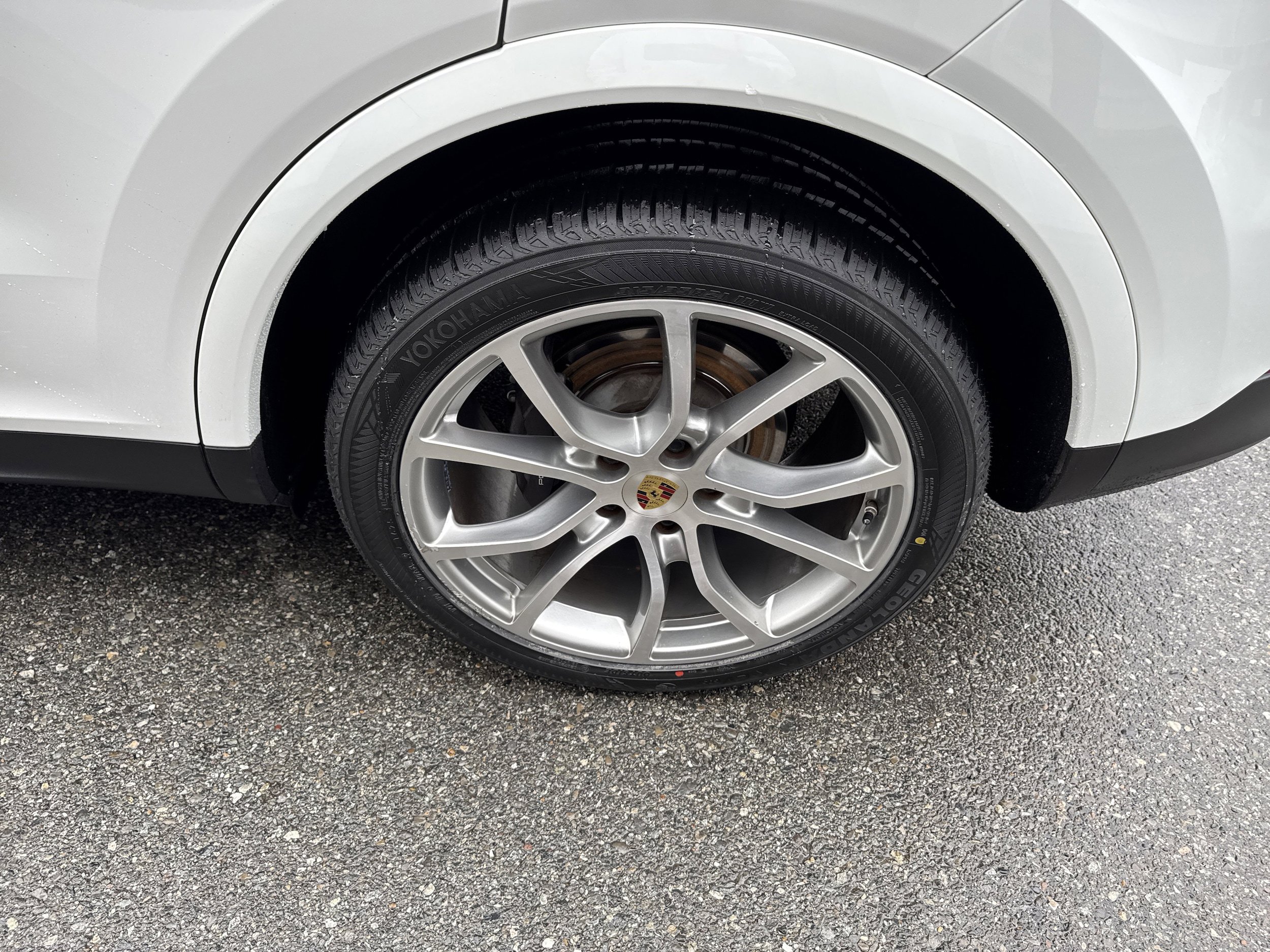 Used 2021 Porsche Cayenne AWD/4WD image 8