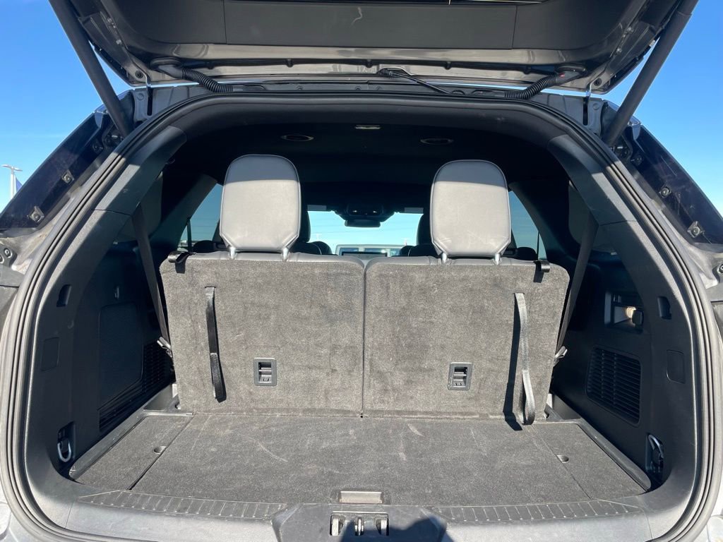 Used 2025 Ford Explorer ST-Line AWD/4WD image 35