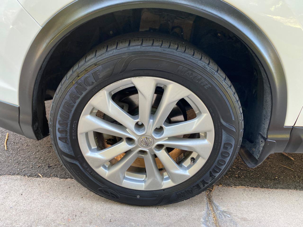 Used 2018 Nissan Rogue Sport AWD image 20