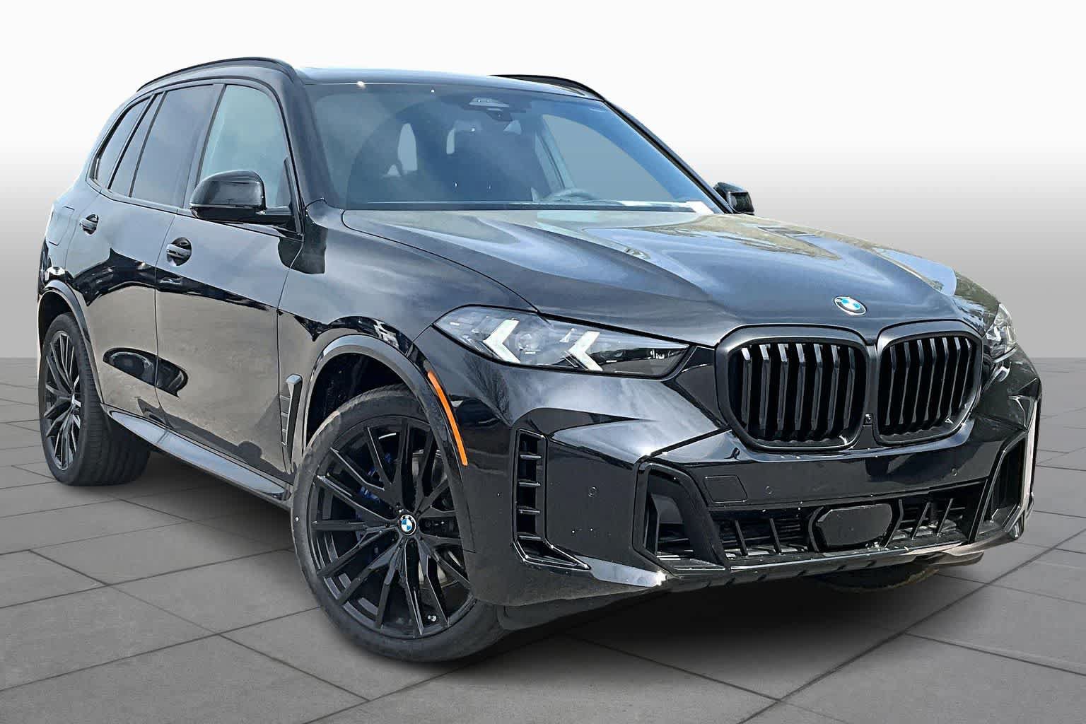 New 2026 BMW X5 xDrive40i w/ M Sport Package AWD/4WD image 2