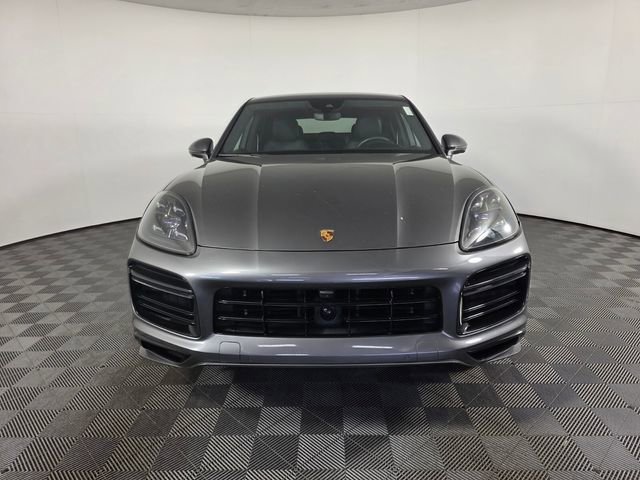 Certified 2023 Porsche Cayenne Turbo image 2