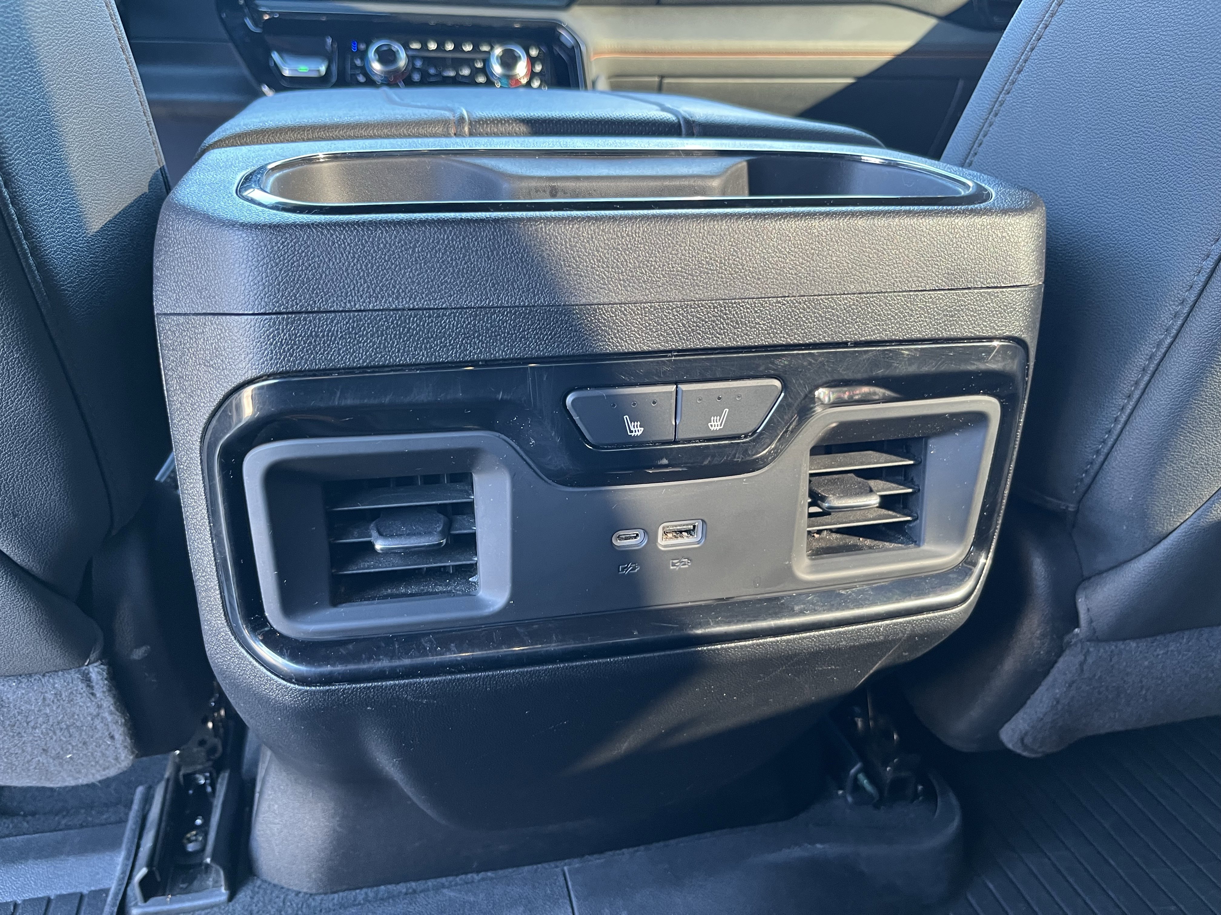 Used 2024 GMC Sierra 1500 AT4 w/ Technology Package image 16