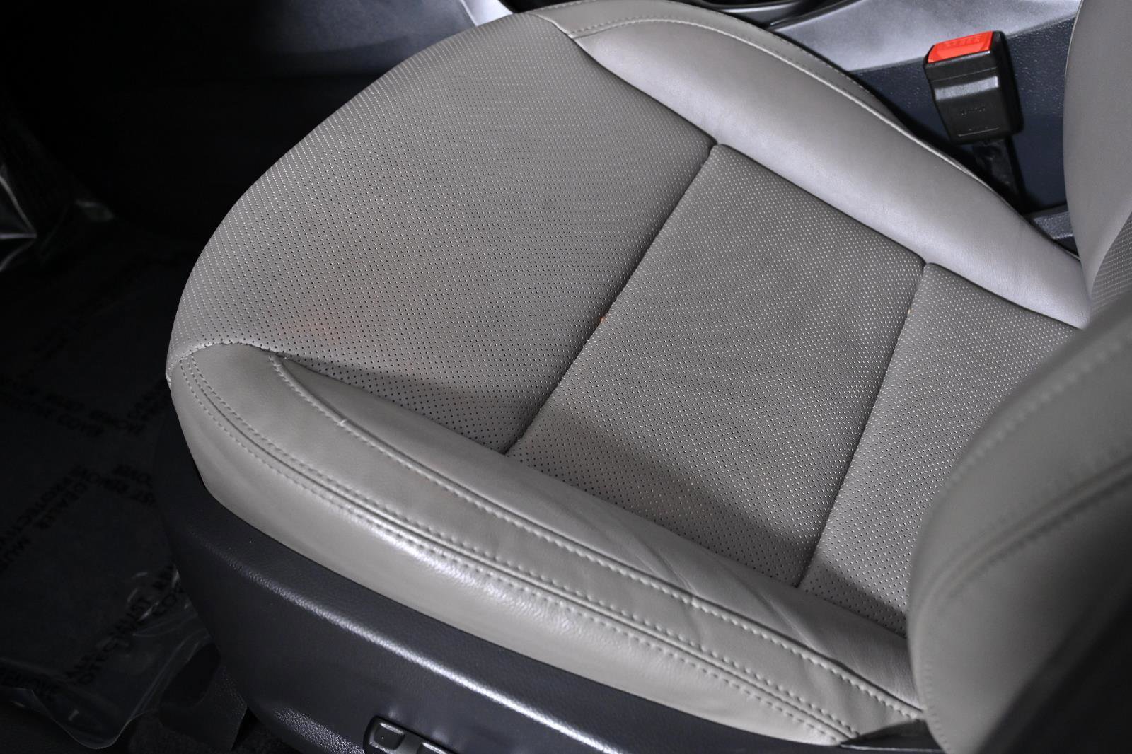 Used 2017 Hyundai Santa Fe Sport w/ 2.4L Tech Package 04 image 26