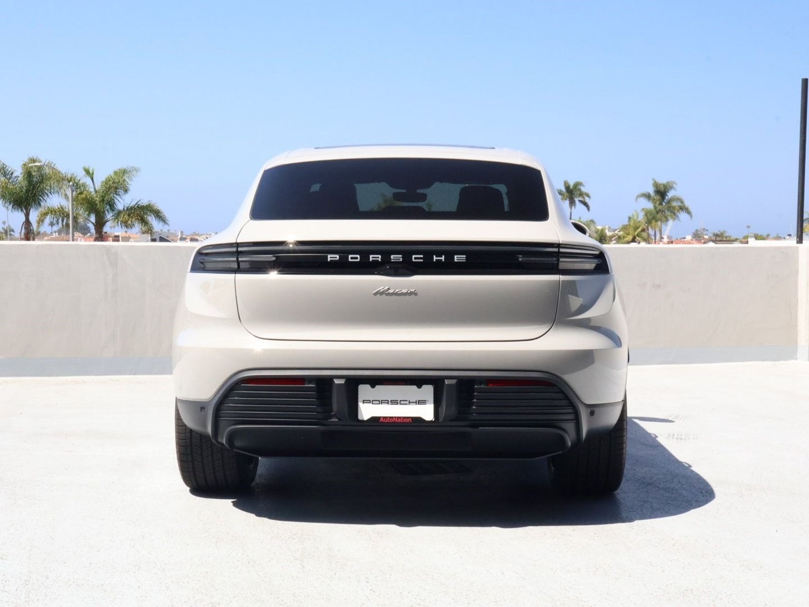 New 2026 Porsche Macan Electric RWD image 10