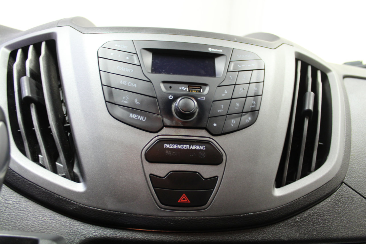 Used 2018 Ford Transit 250 130 Low Roof image 13