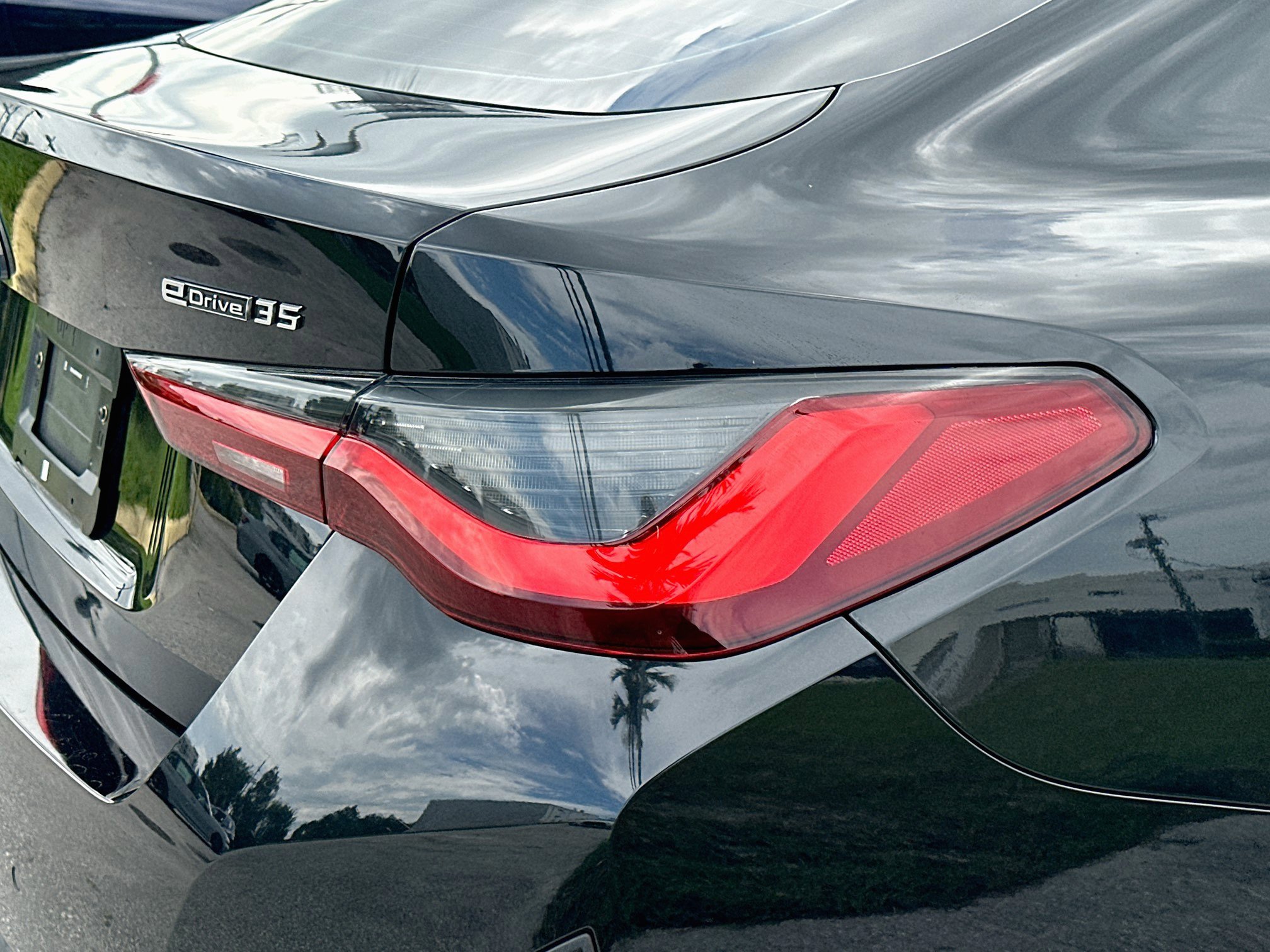 Certified 2024 BMW i4 eDrive35 w/ Premium Package RWD image 29