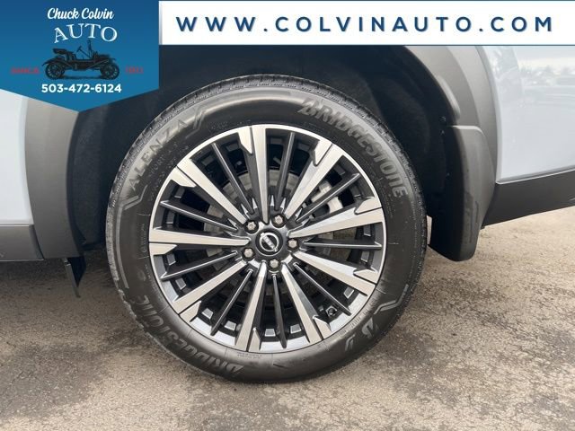 New 2026 Nissan Pathfinder Platinum image 11