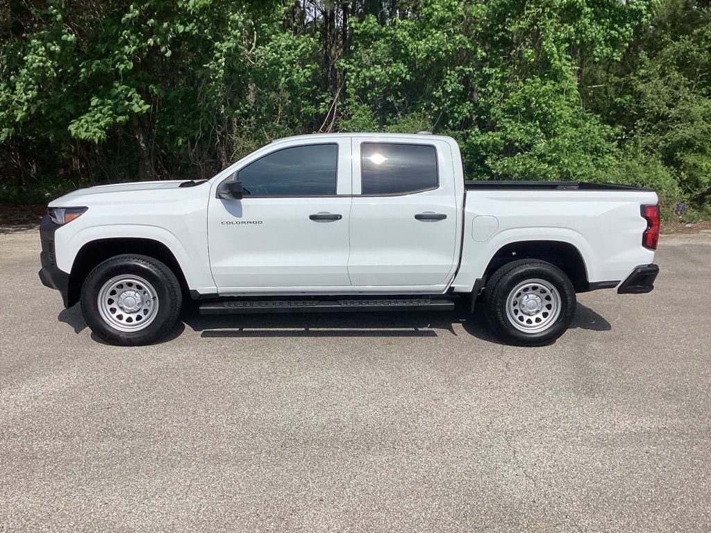 Used 2025 Chevrolet Colorado W/T w/ Advanced Trailering Package image 6