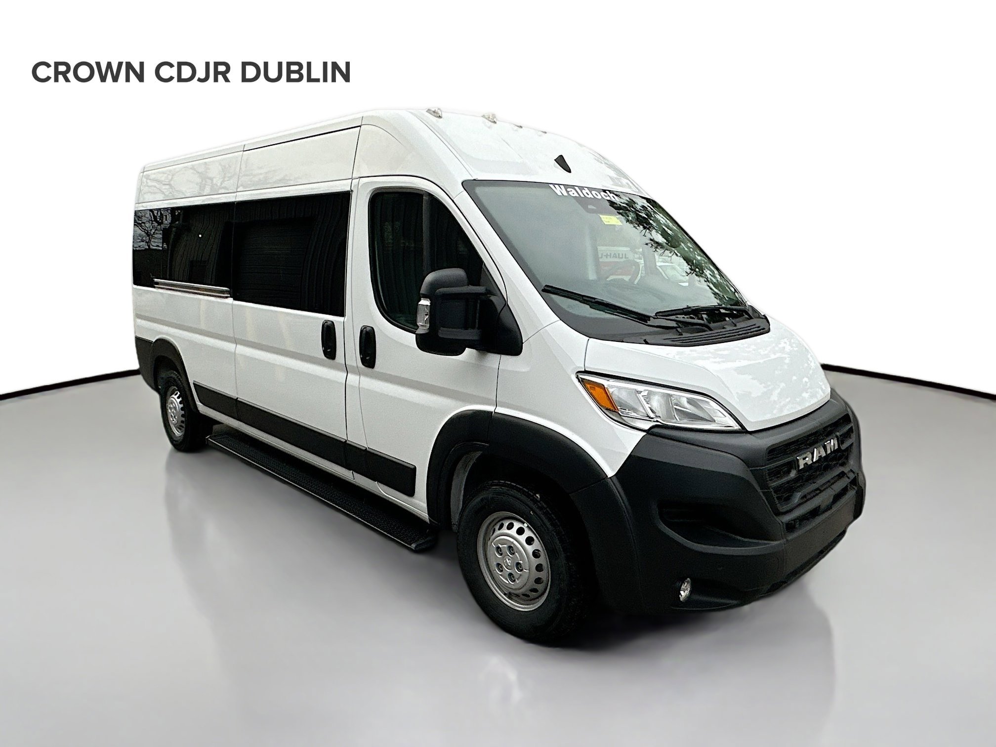 Used 2024 RAM ProMaster 2500 w/ Safety Group FWD image 3