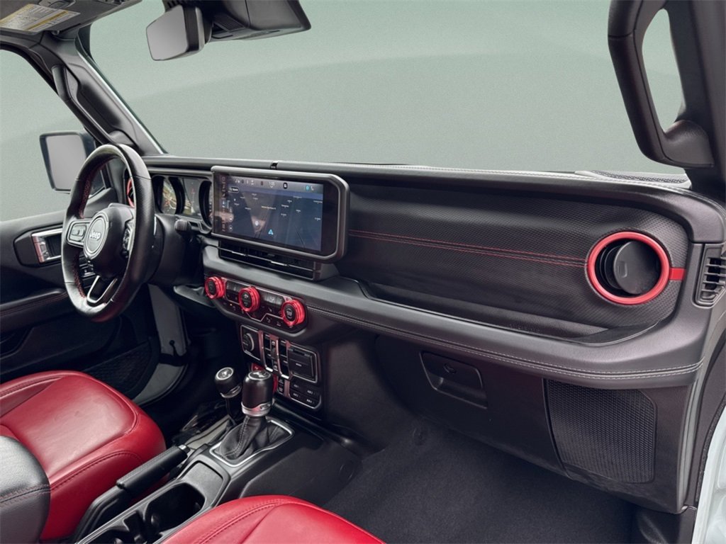 Used 2024 Jeep Wrangler Unlimited Rubicon 392 image 28