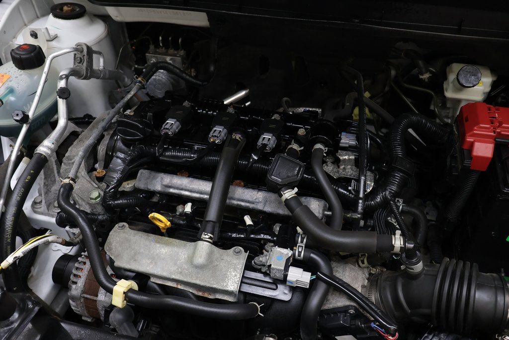 Used 2020 Nissan Kicks S image 23