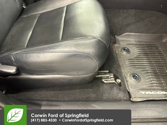 Used 2019 Toyota Tacoma TRD Off-Road image 10