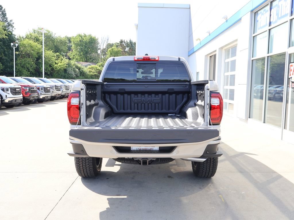 New 2026 GMC Canyon Denali AWD/4WD image 32