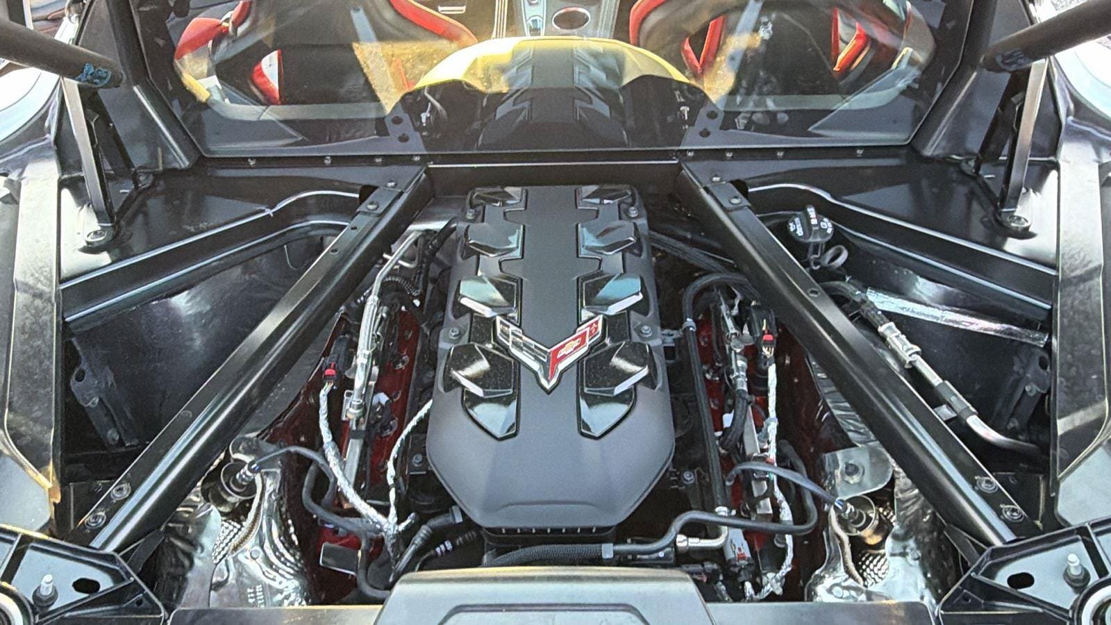 New 2027 Chevrolet Corvette Stingray Coupe w/ 1LT RWD image 14