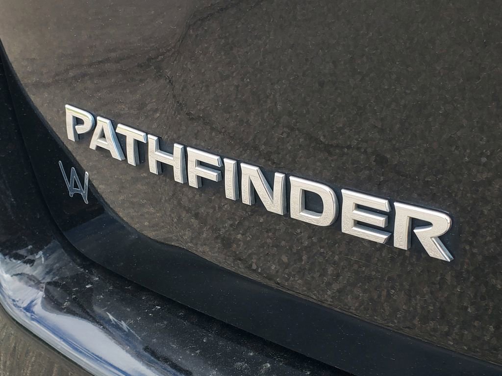 Used 2013 Nissan Pathfinder SL w/ SL Premium Pkg AWD/4WD image 6