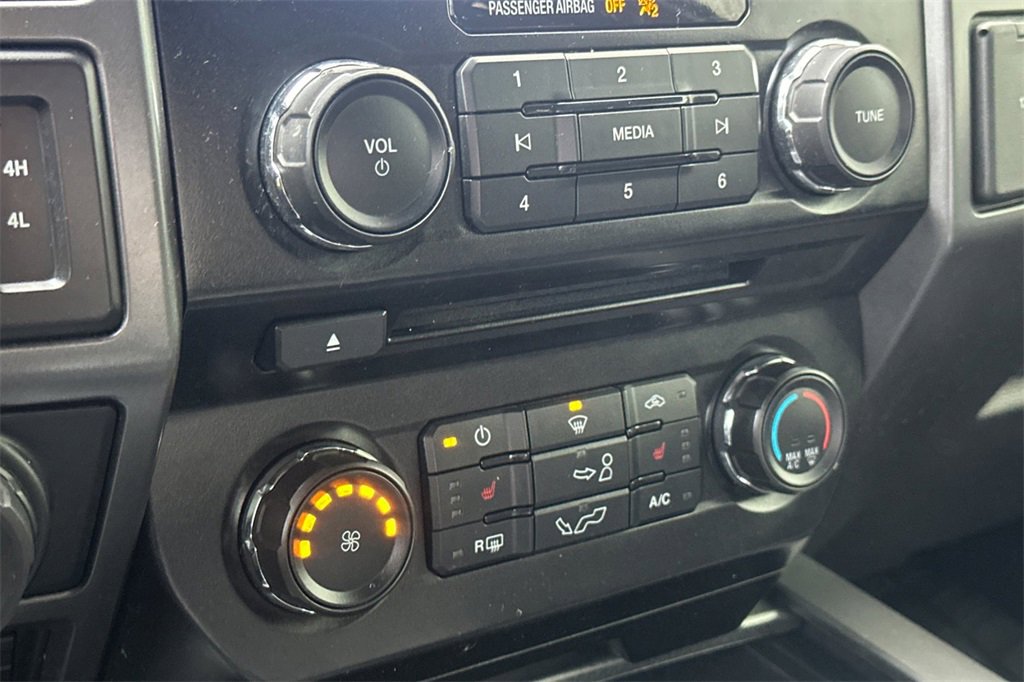 Used 2017 Ford F150 XLT w/ Equipment Group 302A Luxury image 22