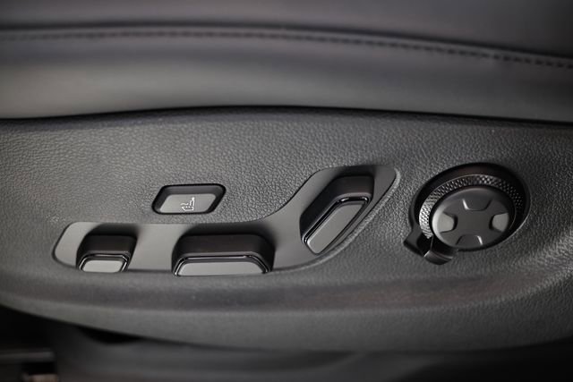 New 2026 Genesis GV80 3.5T e-SC image 24