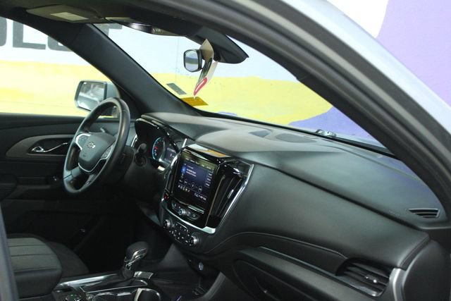Used 2023 Chevrolet Traverse LT w/ Midnight/Sport Edition AWD/4WD image 10