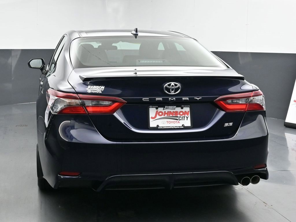 Used 2021 Toyota Camry SE image 7