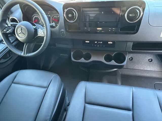 New 2026 Mercedes-Benz Sprinter 2500 image 13