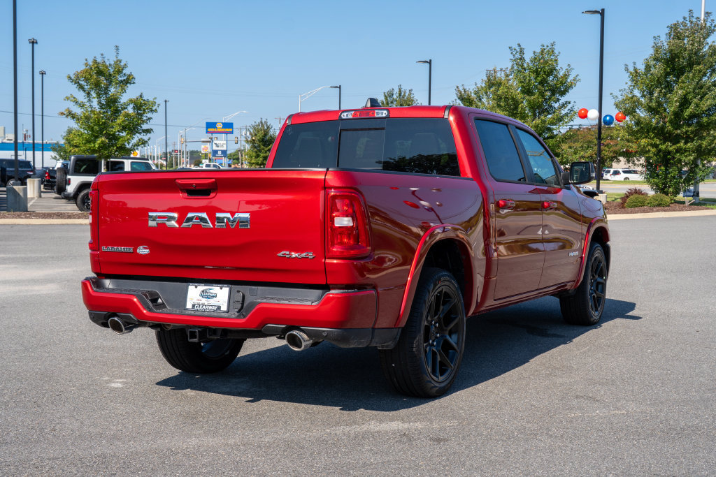 New 2026 RAM 1500 Laramie AWD/4WD image 7