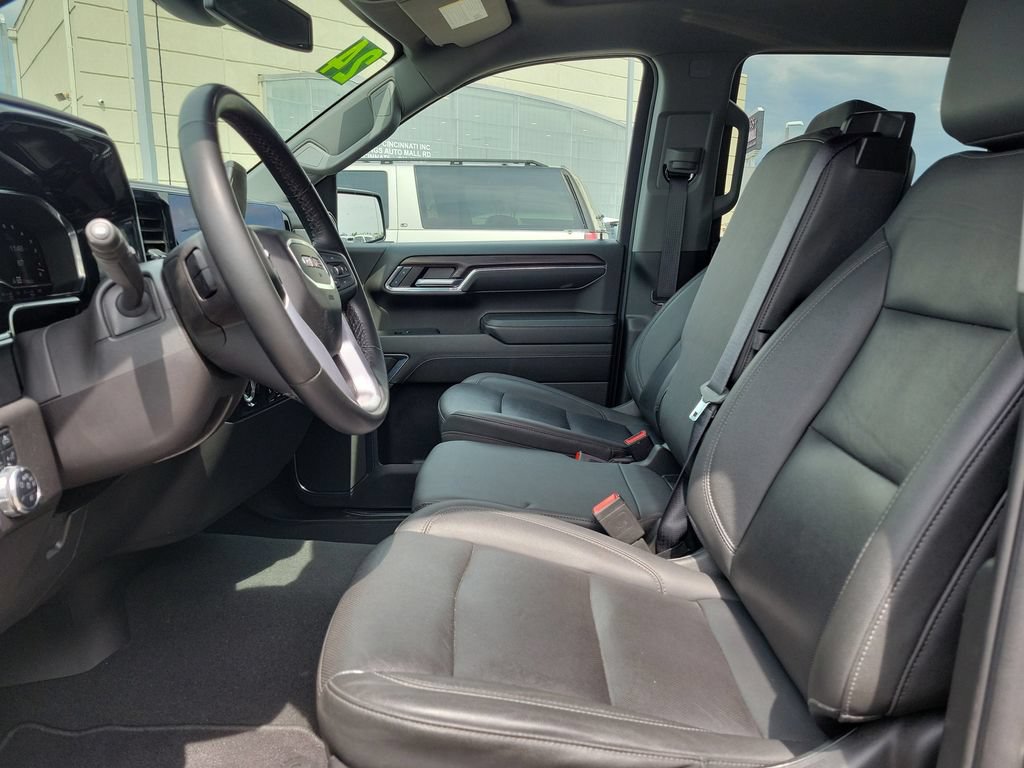 Used 2024 GMC Sierra 1500 SLT AWD/4WD image 27
