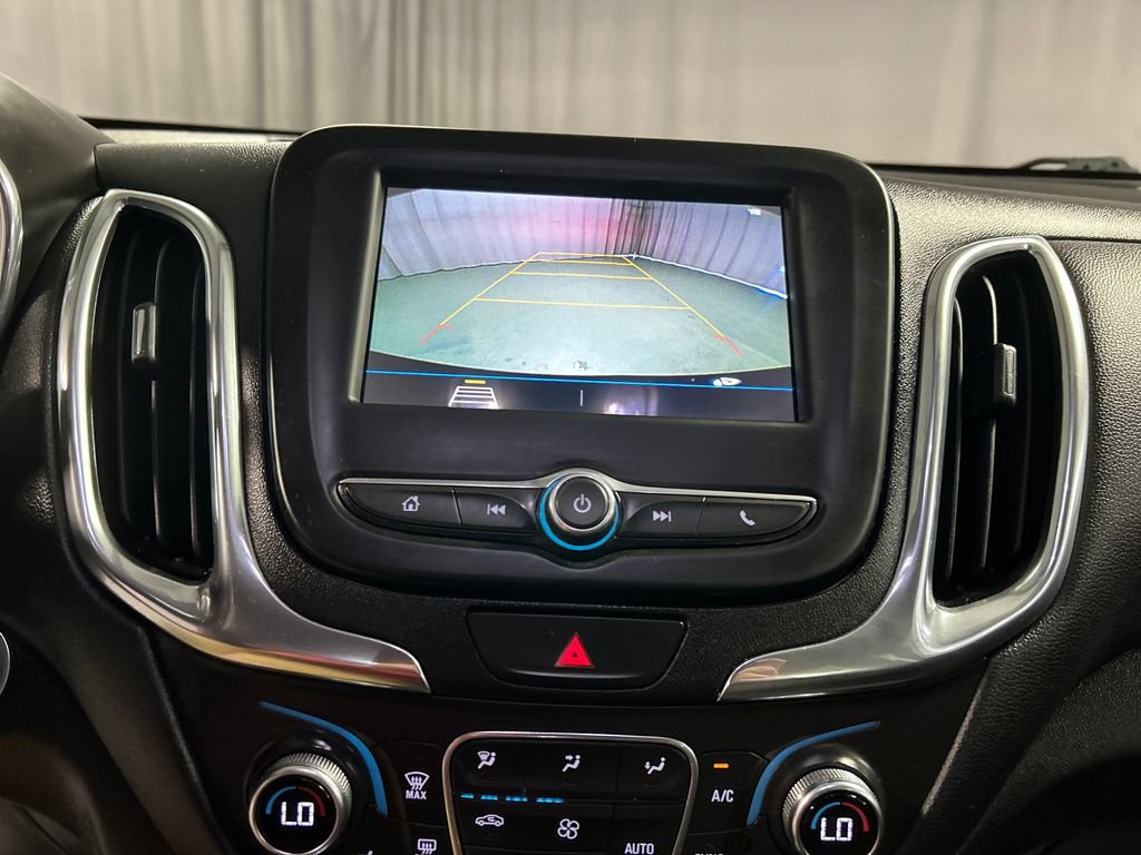 Used 2019 Chevrolet Equinox LT FWD image 16