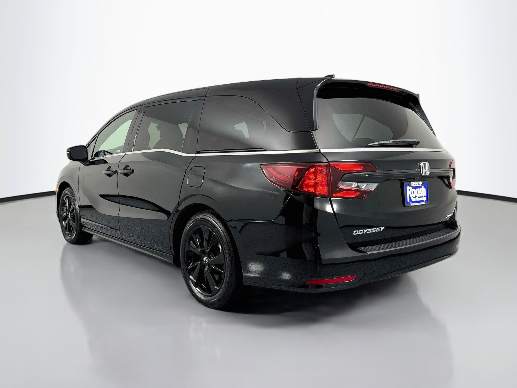 Certified 2023 Honda Odyssey Sport image 7