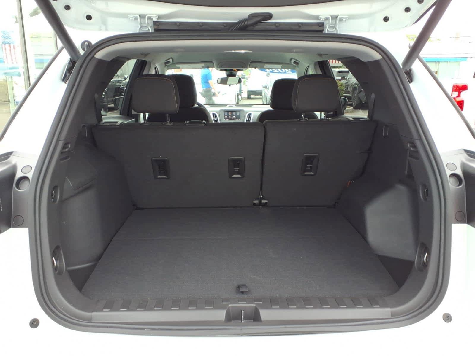 Used 2024 Chevrolet Equinox LT AWD/4WD image 20