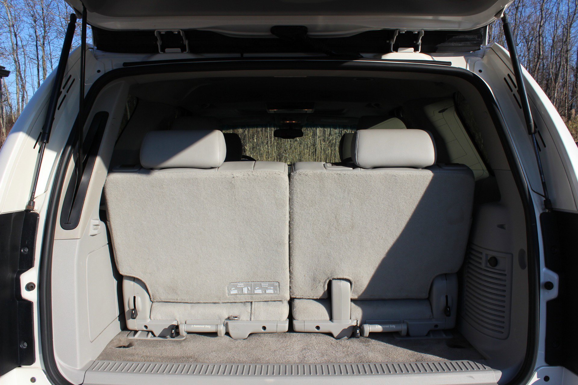 Used 2013 Chevrolet Tahoe LTZ image 7