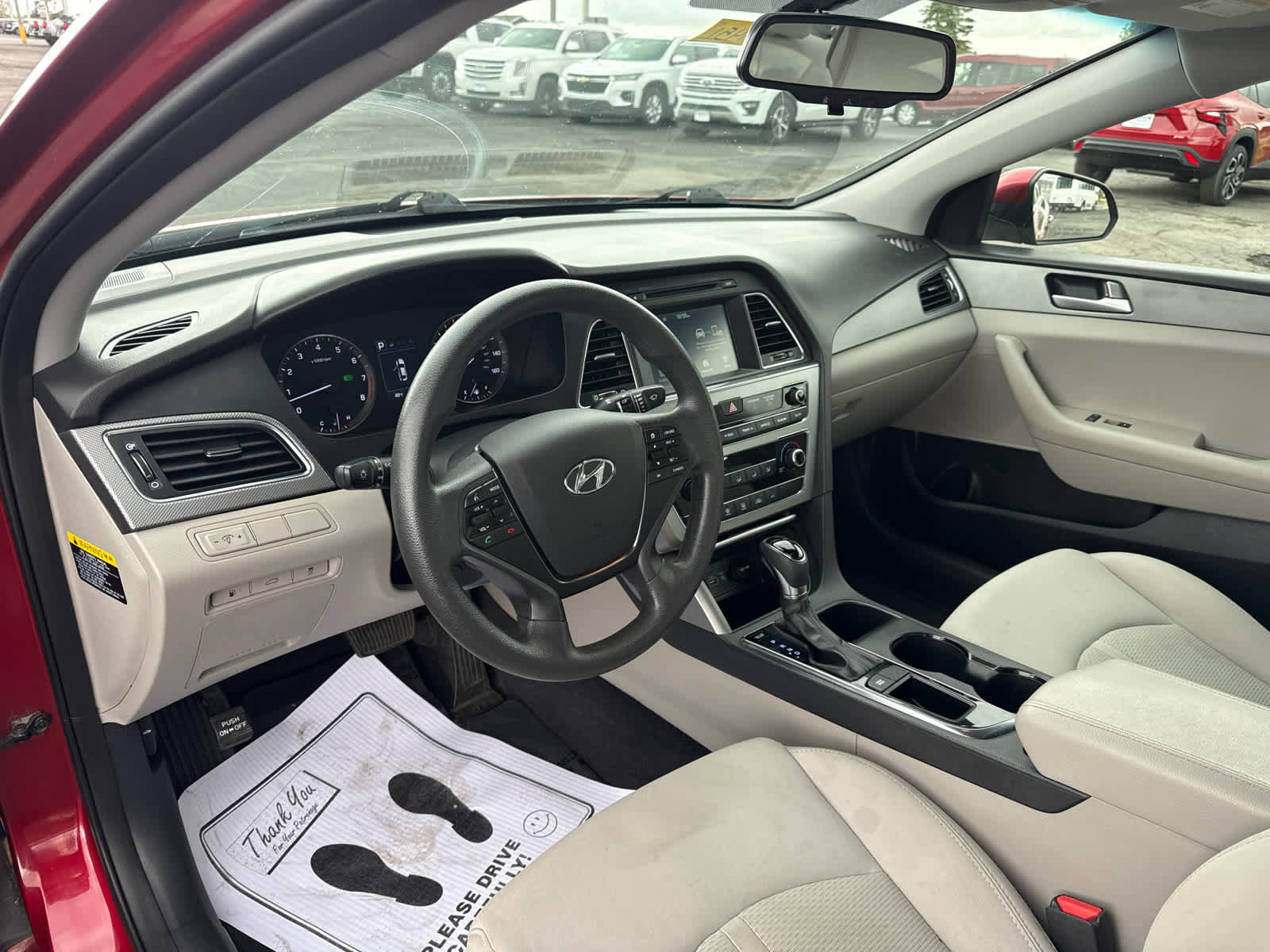Used 2016 Hyundai Sonata SE w/ Cargo Package FWD image 4