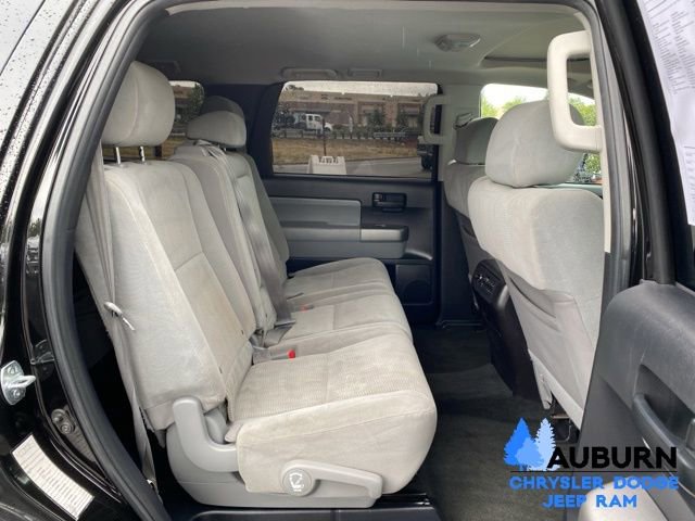 Used 2016 Toyota Sequoia SR5 image 17