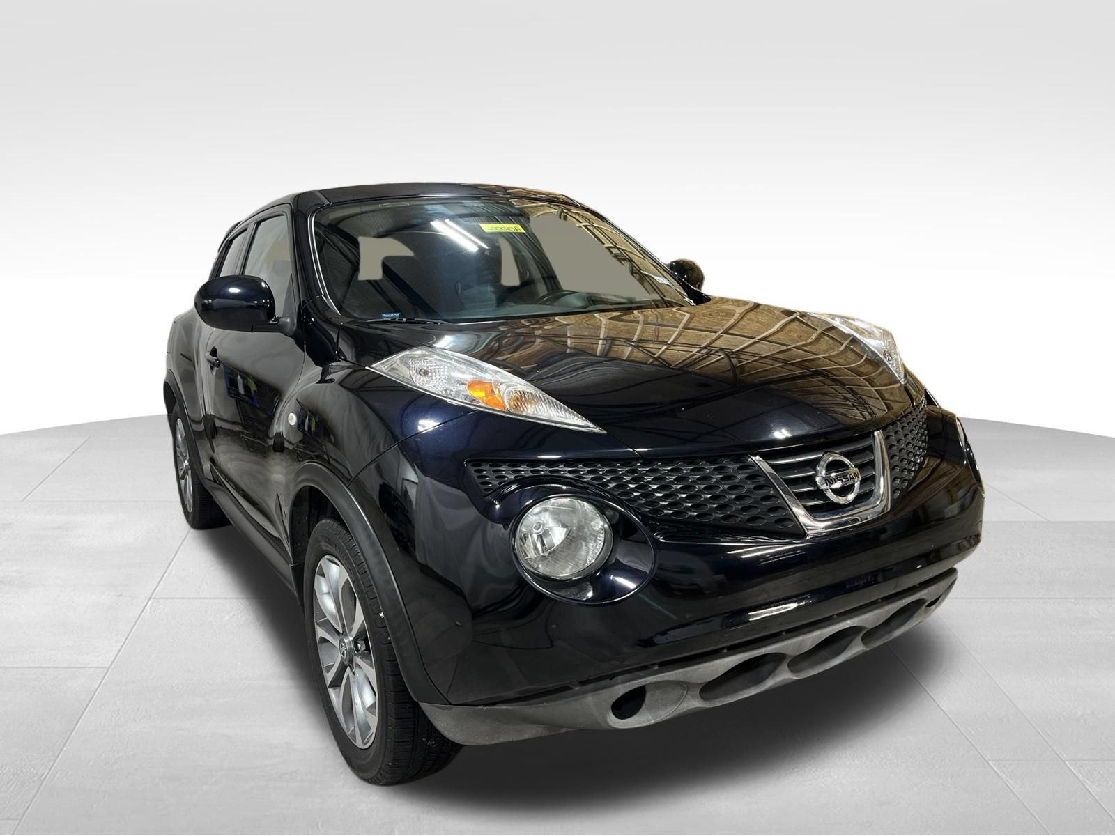 Used 2011 Nissan Juke SV w/ Sport Pkg FWD image 3