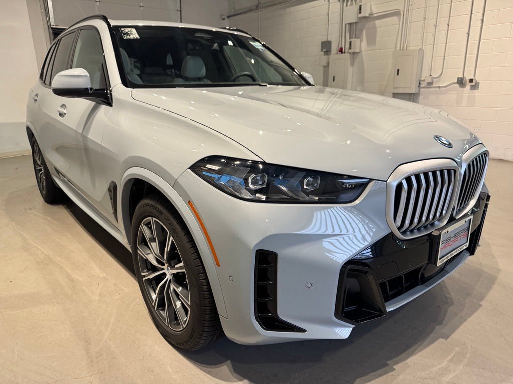 Used 2026 BMW X5 xDrive50e w/ M Sport Package AWD/4WD image 10