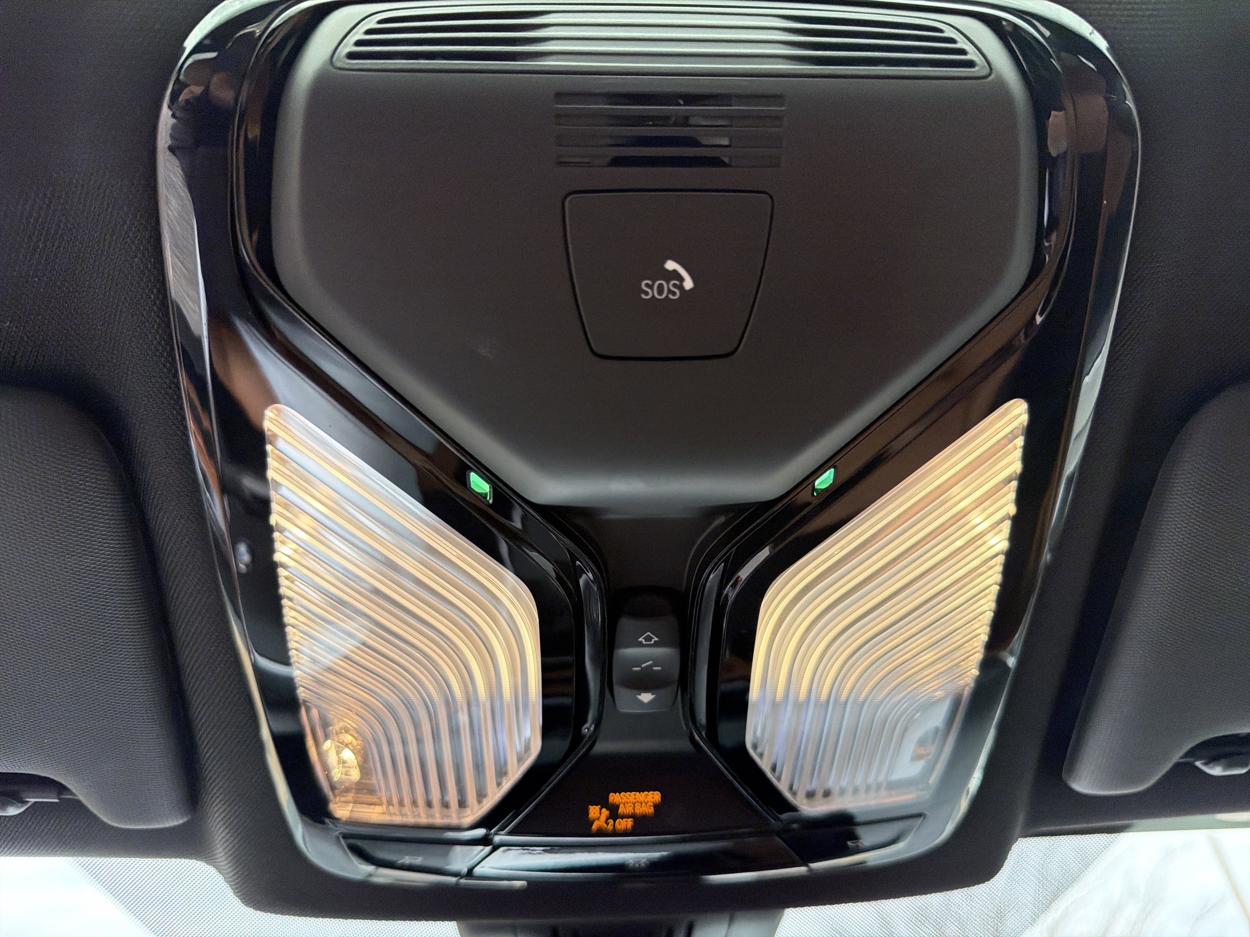 Certified 2025 BMW 430i Coupe w/ Convenience Package image 10