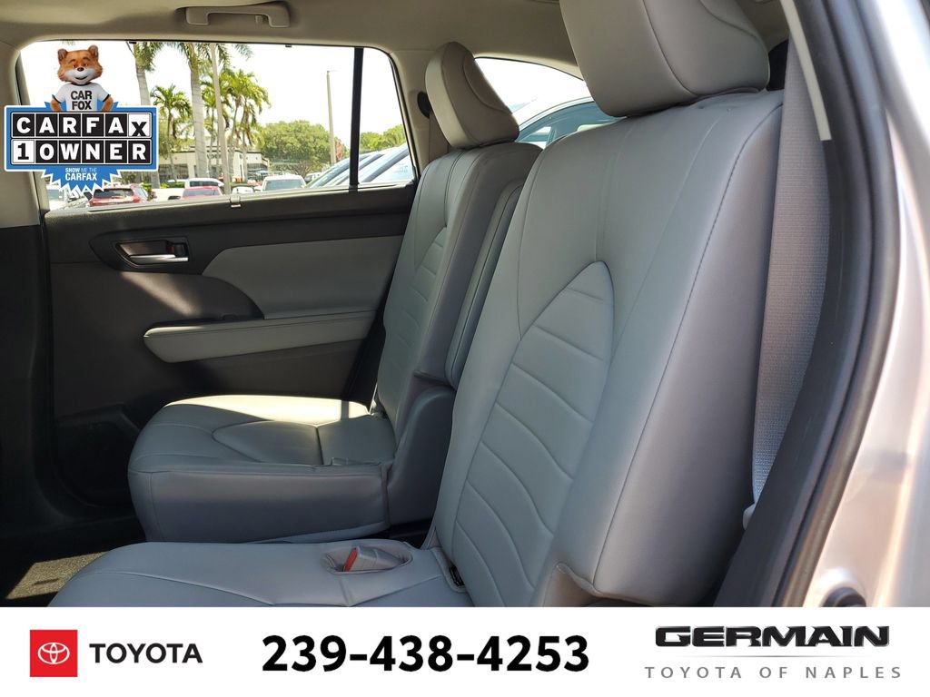 Used 2023 Toyota Highlander XLE FWD image 20