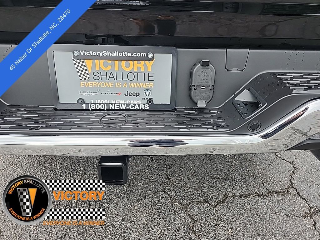 New 2026 RAM 1500 4x4 Crew Cab image 7