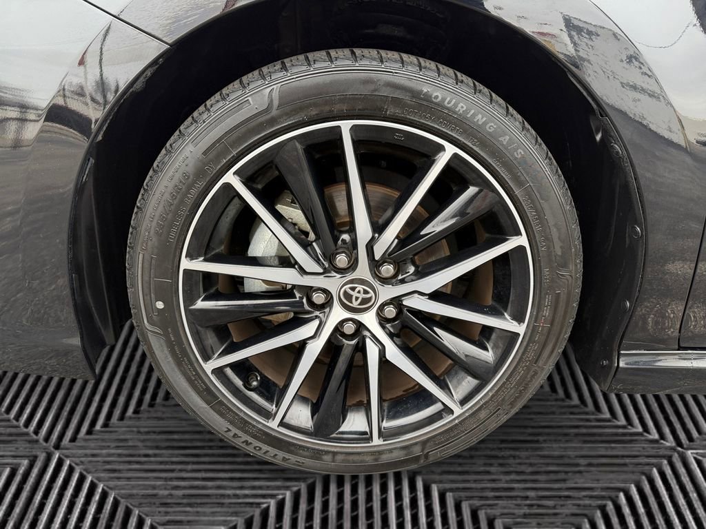 Used 2024 Toyota Camry SE image 14