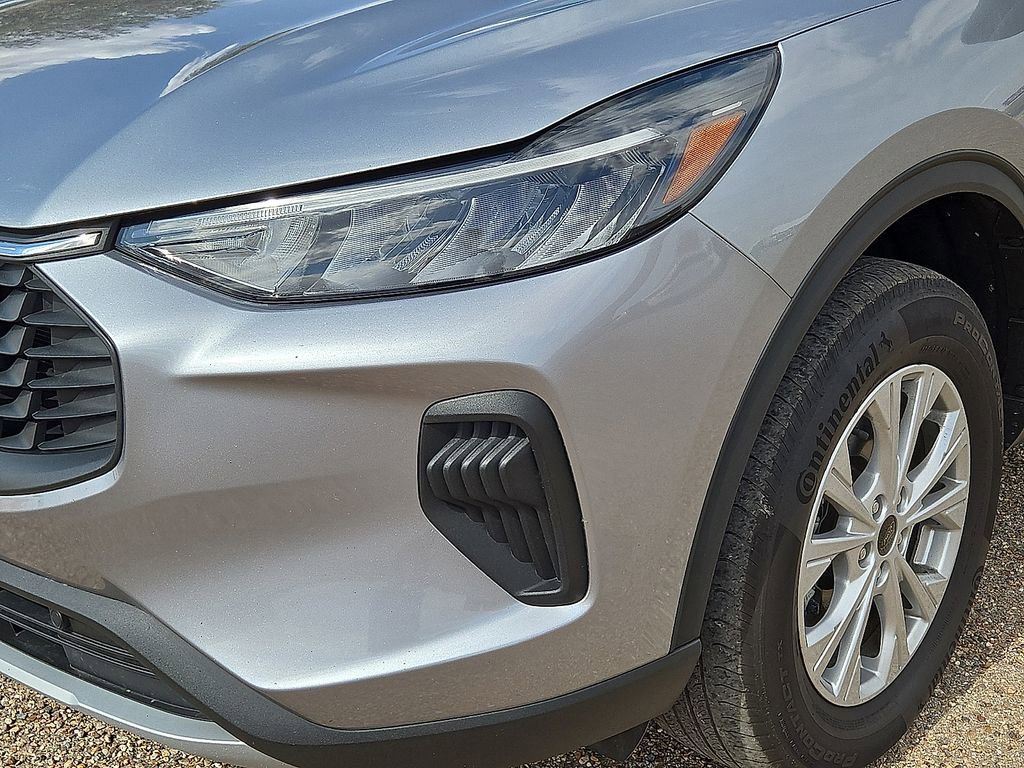 Used 2024 Ford Escape Active image 9