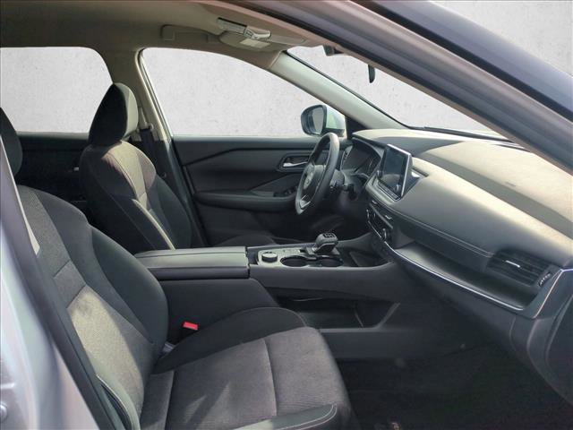 Used 2024 Nissan Rogue SV image 26