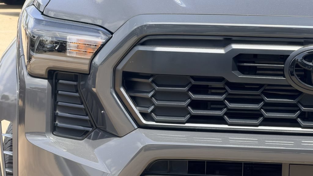 New 2026 Toyota Tacoma TRD Sport RWD image 4
