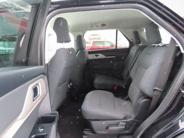 Used 2025 Ford Explorer Active image 22