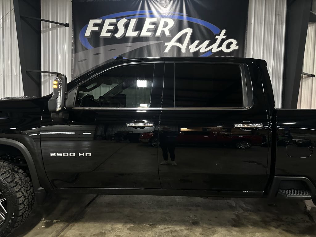 Used 2024 Chevrolet Silverado 2500 LTZ w/ LTZ Convenience Package image 13