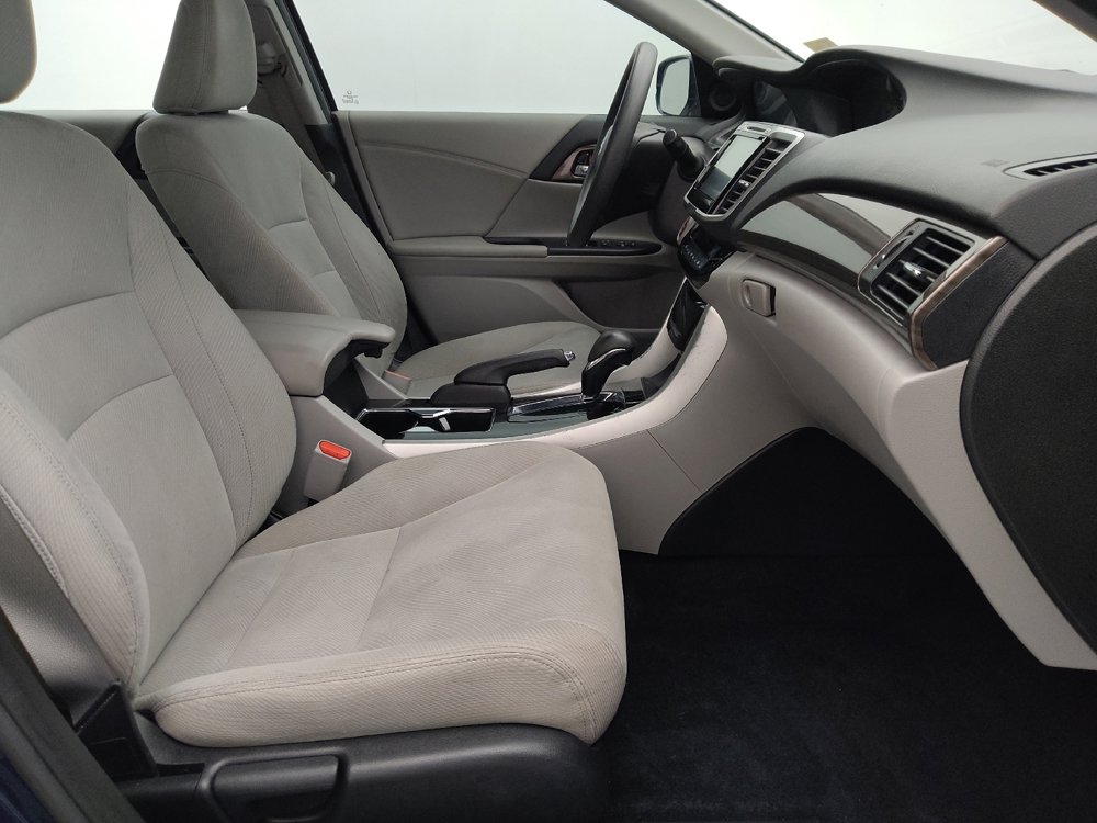 Used 2017 Honda Accord EX image 21