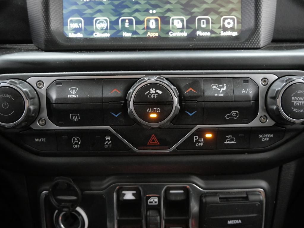 Certified 2023 Jeep Gladiator Overland AWD/4WD image 19
