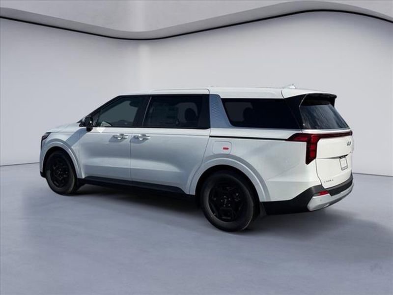 New 2026 Kia Carnival image 3