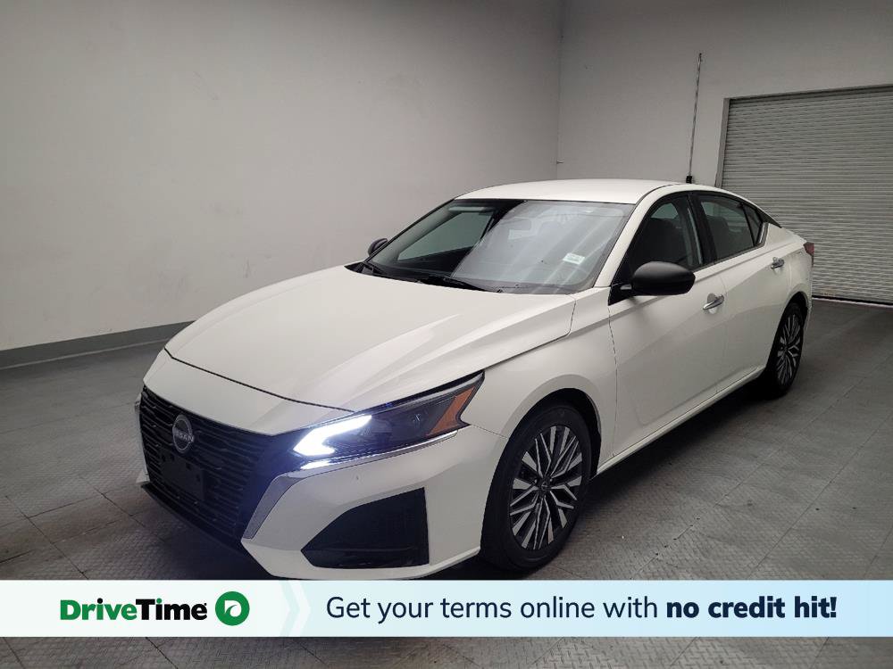 Used 2025 Nissan Altima 2.5 SV FWD image 1