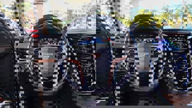 Used 2019 Cadillac Escalade ESV Premium Luxury image 48